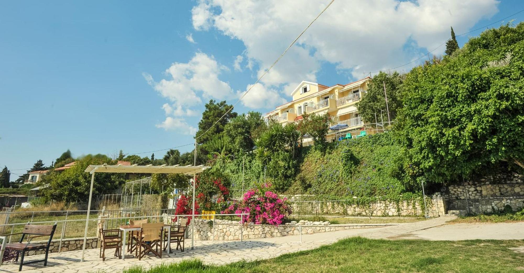 Rosa'S Beach Studios Λουρδάτα Εξωτερικό φωτογραφία